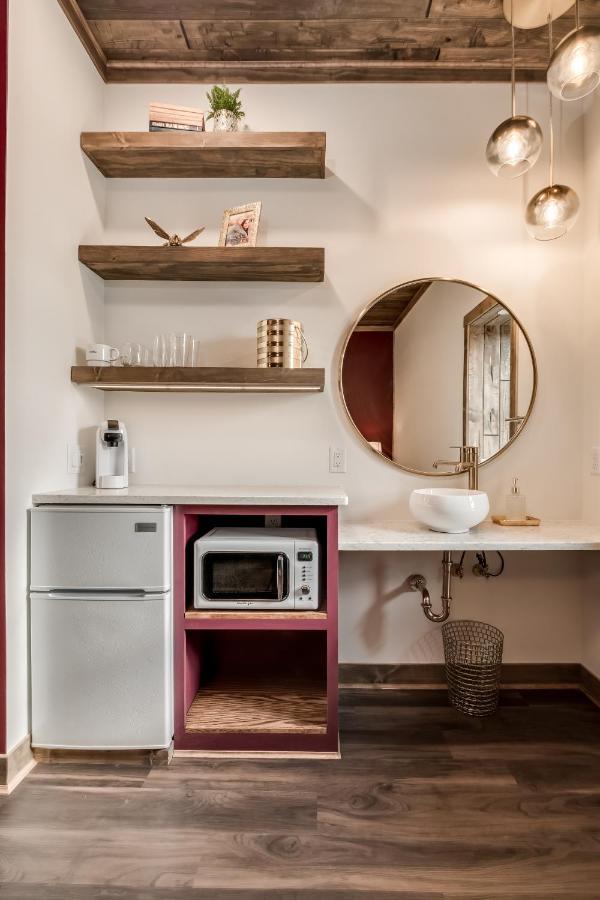 The Port Of Prescott Boutique Hotel Ngoại thất bức ảnh